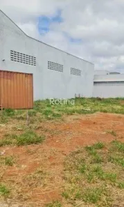 Lote/Terreno à venda, 361m² no Novo Mundo, Uberlândia