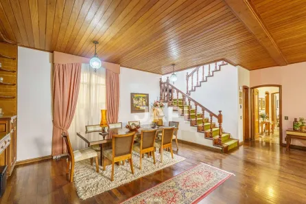 Casa com 5 Quartos à venda, 489m² no Anhangabaú, Jundiaí