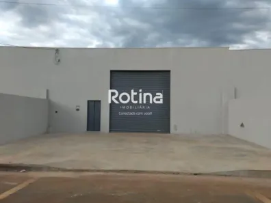 Galpão/Depósito/Armazém para alugar, 313m² no Shopping Park, Uberlândia