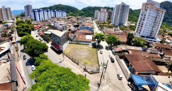 Lote/Terreno para alugar, 750m² no Canto do Forte, Praia Grande