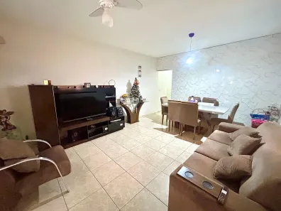 Casa com 3 Quartos para alugar, 260m² no Vila Barros, Guarulhos