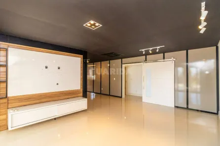Apartamento com 4 Quartos para alugar, 480m² no Vila Assunção, Porto Alegre