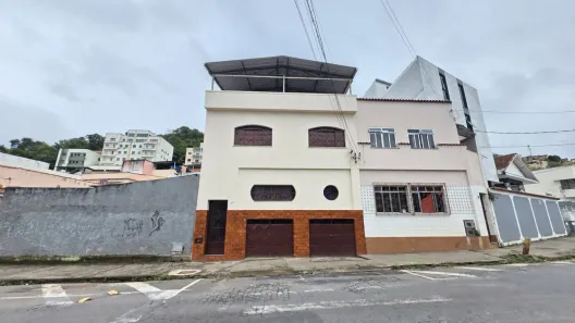 Casa com 4 Quartos à venda, 86m² no Costa Carvalho, Juiz de Fora