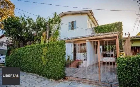 Casa com 9 Quartos à venda, 299m² no Jardim Carvalho, Porto Alegre
