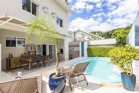 Casa de Condomínio com 4 Quartos à venda, 315m² no Santa Felicidade, Curitiba