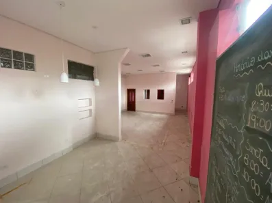 Prédio Comercial para alugar, 237m² no Vila Alpina, Santo André