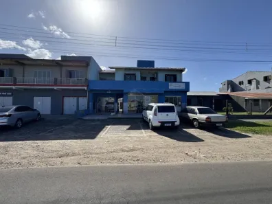 Imóvel Comercial com 4 Quartos à venda, 305m² no CIDREIRA, Cidreira