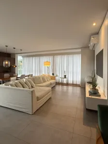 Apartamento com 3 Quartos para alugar, 248m² no Atiradores, Joinville