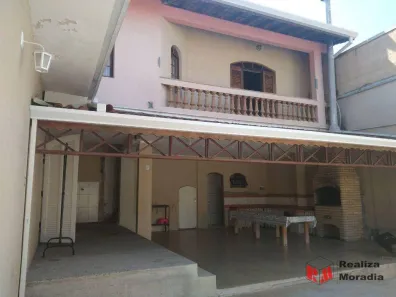 Casa com 5 Quartos à venda, 350m² no Jaguaribe, Osasco