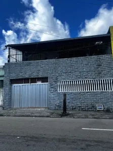 Casa com 4 Quartos à venda, 256m² no Joaquim Távora, Fortaleza