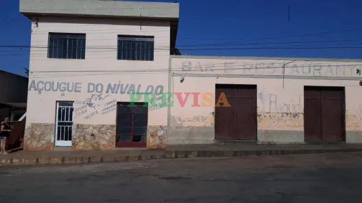 Prédio Comercial com 3 Quartos à venda, 500m² no Centro, Dores do Indaiá
