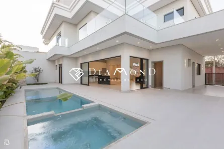 Casa de Condomínio com 5 Quartos à venda, 410m² no Nova Uberlândia, Uberlândia