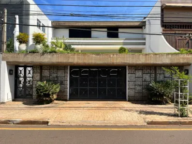 Imóvel Comercial com 7 Quartos para alugar, 356m² no Vitória, Londrina