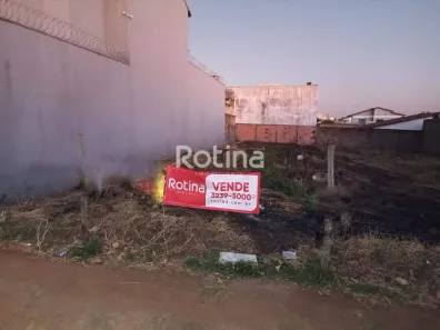 Lote/Terreno à venda, 360m² no Presidente Roosevelt, Uberlândia