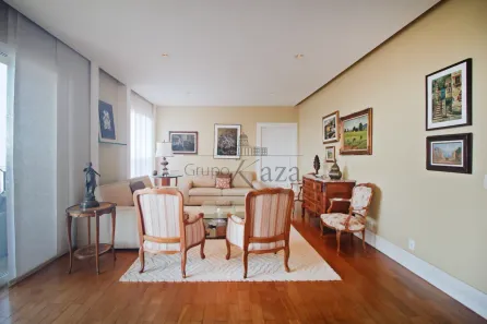 Apartamento com 3 Quartos à venda, 368m² no Jardim Fonte do Morumbi, São Paulo