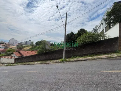 Lote/Terreno à venda, 360m² no Brasiléia, Betim