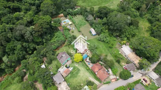 Fazenda/Sítio com 6 Quartos à venda, 350m² no Zona Rural, Santo Antônio do Pinhal