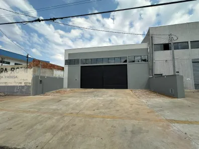 Galpão/Depósito/Armazém para alugar, 400m² no Rodoviário, Goiânia