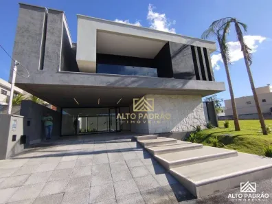 Casa de Condomínio com 4 Quartos à venda, 261m² no Jardins Capri, Senador Canedo