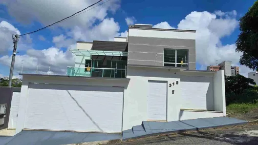 Casa com 4 Quartos à venda, 296m² no Bom Pastor, Juiz de Fora