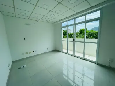 Sala Comercial para alugar, 24m² no Jacarepaguá, Rio de Janeiro