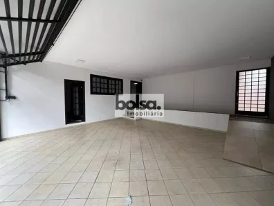Casa com 3 Quartos à venda, 250m² no Vila Guedes de Azevedo, Bauru