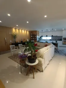 Apartamento com 4 Quartos à venda, 190m² no Meia Praia, Itapema