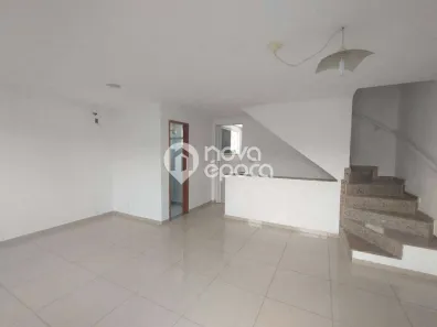 Casa com 3 Quartos à venda, 129m² no Tanque, Rio de Janeiro