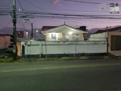 Casa com 4 Quartos à venda, 75m² no Cohama, São Luís