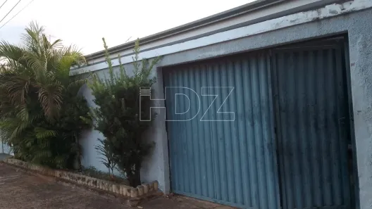 Casa com 3 Quartos à venda, 191m² no Jardim Roberto Selmi Dei, Araraquara