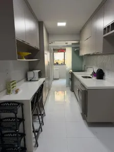 Apartamento com 3 Quartos para alugar, 130m² no Praia do Pecado, Macaé
