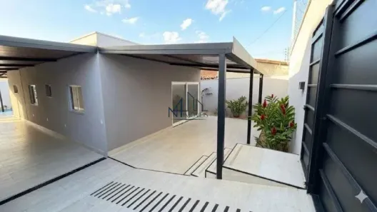 Casa com 3 Quartos à venda, 180m² no Setor Garavelo, Aparecida de Goiânia