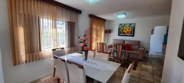 Casa com 4 Quartos à venda, 153m² no Barreiros, São José