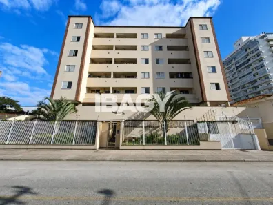 Apartamento com 3 Quartos para alugar, 63m² no Barreiros, São José