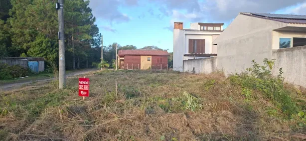 Lote/Terreno à venda, 300m² no Laranjal, Pelotas