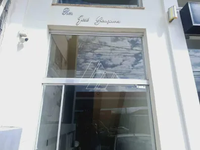 Apartamento com 3 Quartos para alugar, 150m² no Centro, Marília
