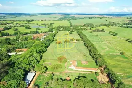Fazenda/Sítio com 3 Quartos à venda, 10m² no Área Rural de Porto Feliz, Porto Feliz