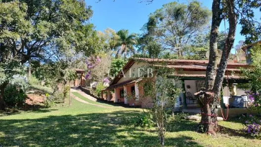 Fazenda/Sítio com 3 Quartos à venda, 200m² no Jardim Maracanã, Atibaia