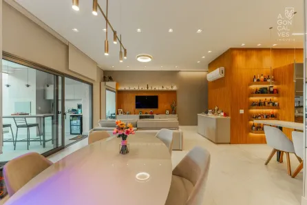 Apartamento com 3 Quartos à venda, 330m² no Centro, Curitiba
