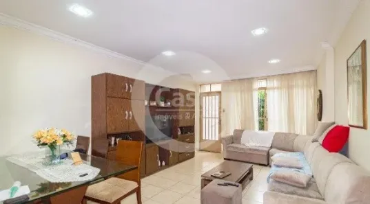 Casa com 5 Quartos à venda, 219m² no Vila Canero, São Paulo