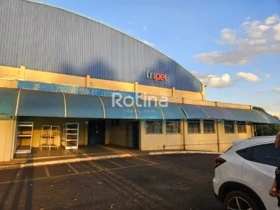 Galpão/Depósito/Armazém para alugar, 1500m² no Distrito Industrial, Uberlândia