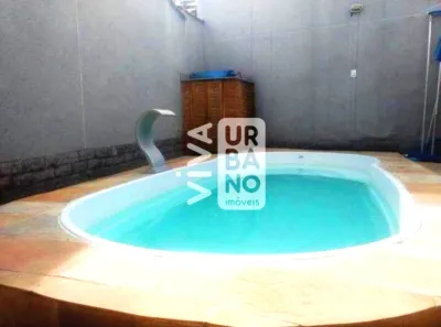 Casa com 4 Quartos à venda, 245m² no Sam Remo, Volta Redonda