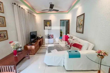 Casa com 4 Quartos à venda, 210m² no Jaguaribe, Osasco