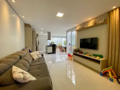 Casa de Condomínio com 2 Quartos à venda, 88m² no Parque Verde, Cascavel
