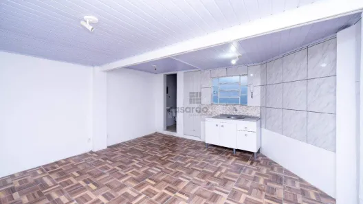 Casa com 1 Quarto para alugar, 35m² no Areal, Pelotas