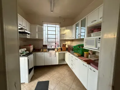 Imóvel Comercial com 4 Quartos à venda, 200m² no Centro, Pelotas