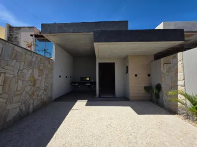 Casa com 3 Quartos à venda, 200m² no Centro, Eusébio