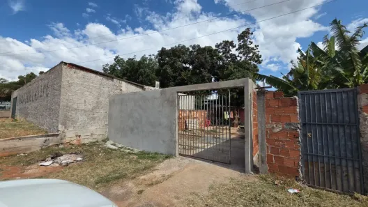 Casa com 2 Quartos à venda, 120m² no Recanto das Emas, Brasília