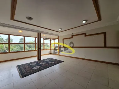 Casa de Condomínio com 5 Quartos para alugar, 711m² no Jardim Ipês, Cotia