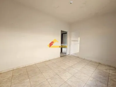 Casa com 2 Quartos para alugar, 65m² no Jardinópolis, Divinópolis